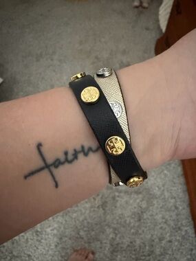 Tory Burch Dual Wrap Logo Stud Bracelet in Black and Gold